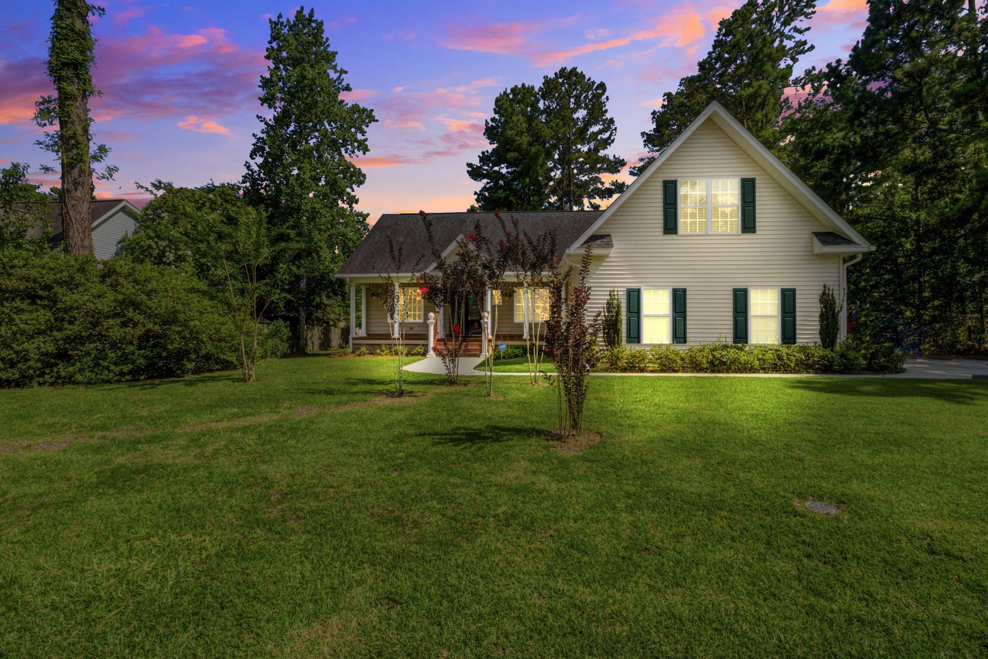 1074 Trotters Boulevard Photo 3