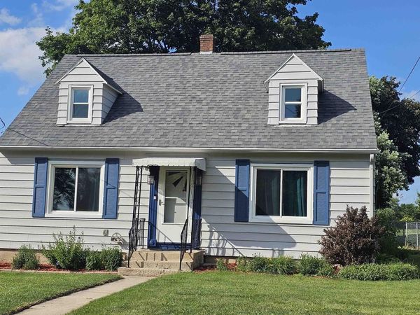 410 W Main Street, Marshall, WI 53559