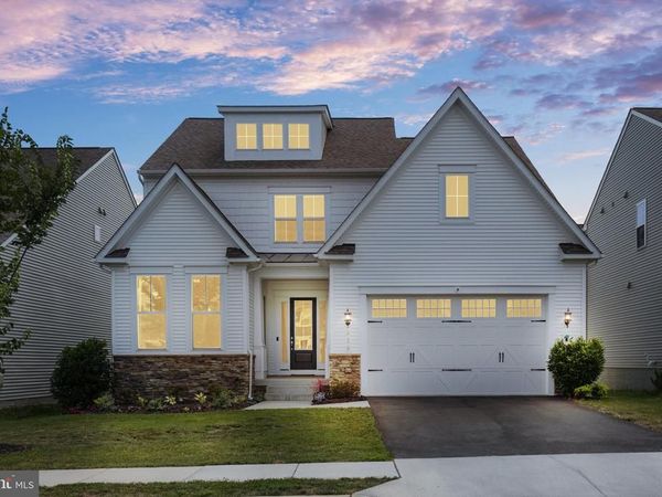 819 BANKER DRIVE SW, LEESBURG, VA 20175