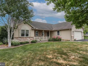 115 ARBOR DRIVE, MYERSTOWN, PA 17067