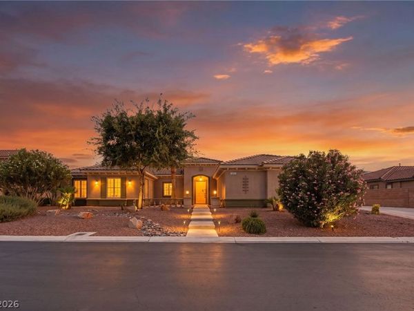 7112 Via Campanile Avenue, Las Vegas, NV 89131