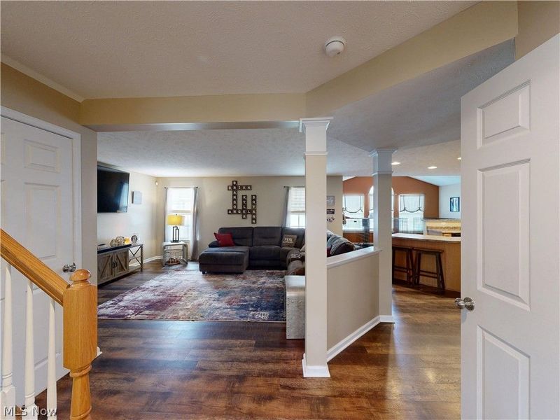 231 S Settlers Lane, Painesville, OH 44077 Photo 2