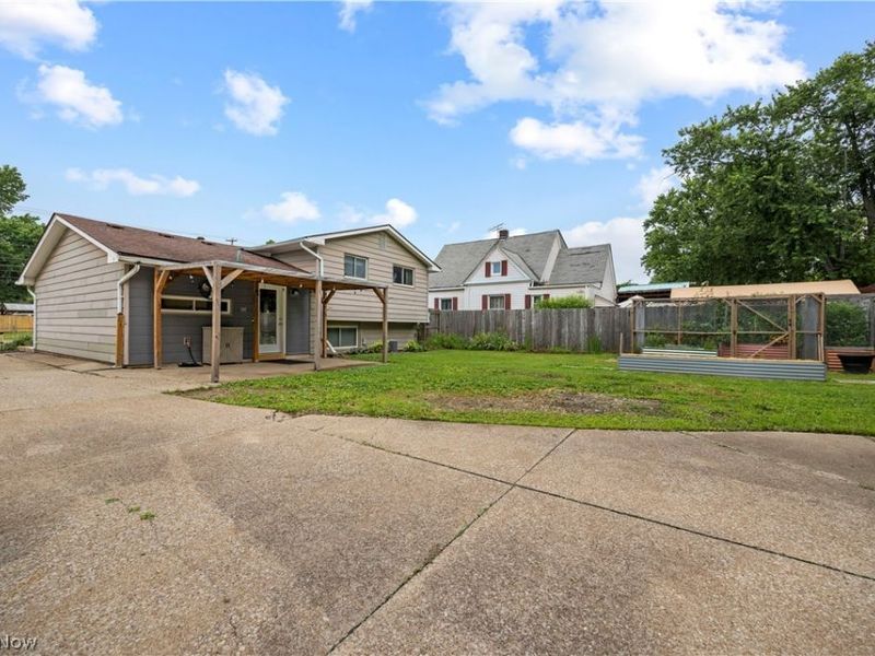 747 Abbe Road N, Elyria, OH 44035 Photo 34