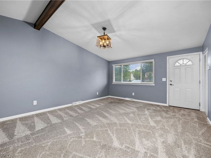 747 Abbe Road N, Elyria, OH 44035 Photo 8