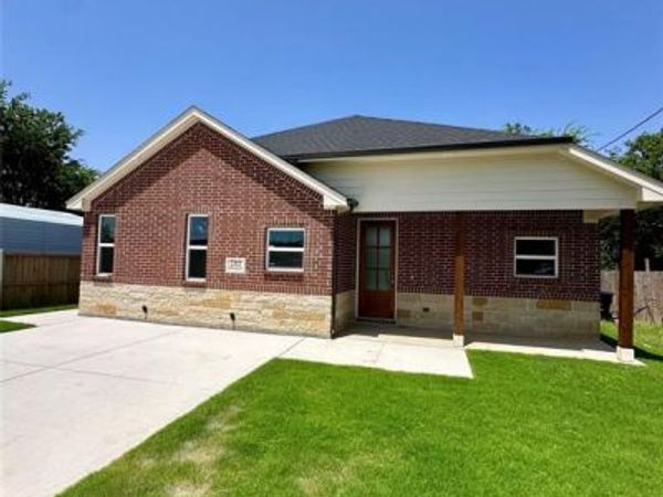 2312 Morgan Street, Greenville, TX 75401