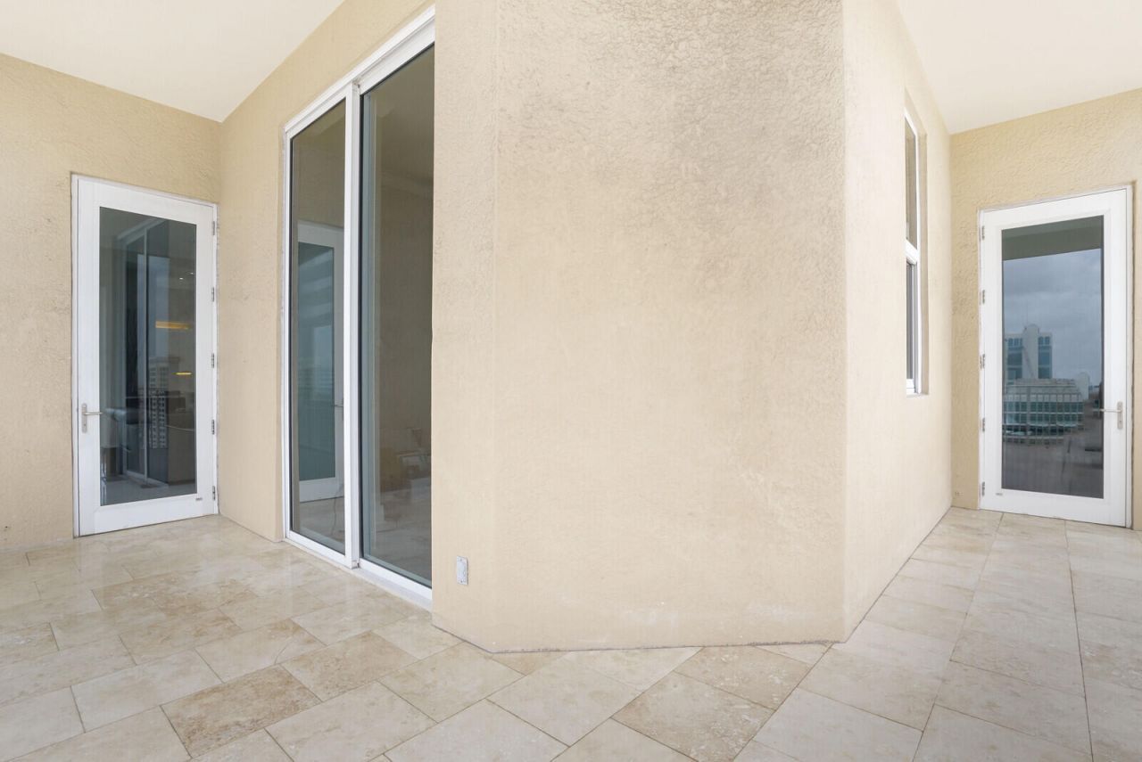 511 SE 5th Avenue, Unit 2417, Fort Lauderdale, FL 33301 Photo
