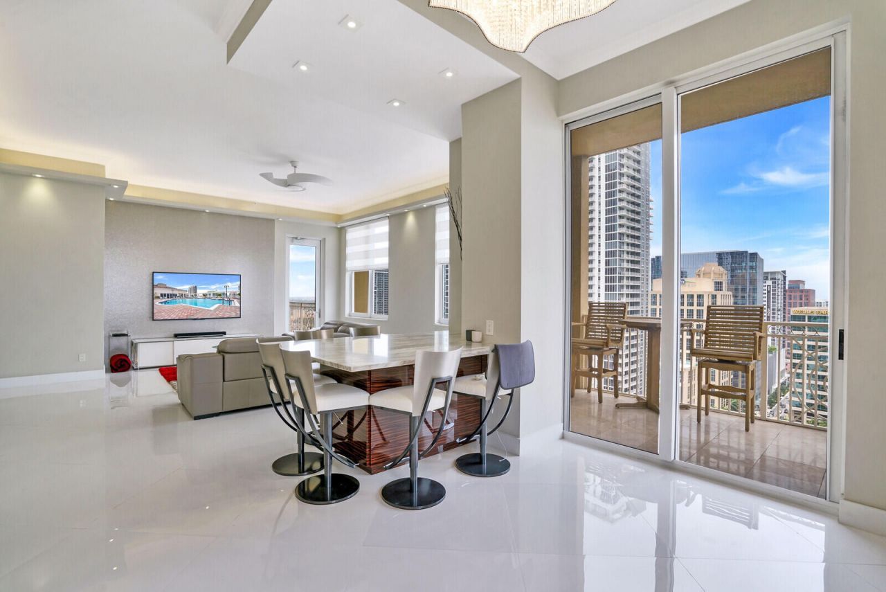 511 SE 5th Avenue, Unit 2417, Fort Lauderdale, FL 33301 Photo