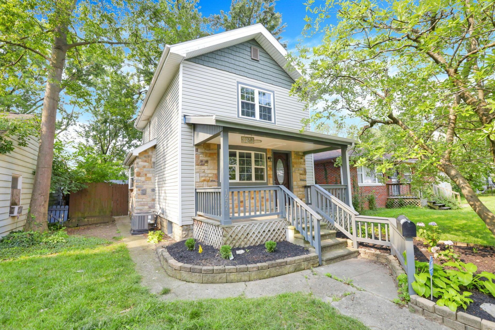 1277 Genessee Avenue, Columbus, OH 43211 Main Photo