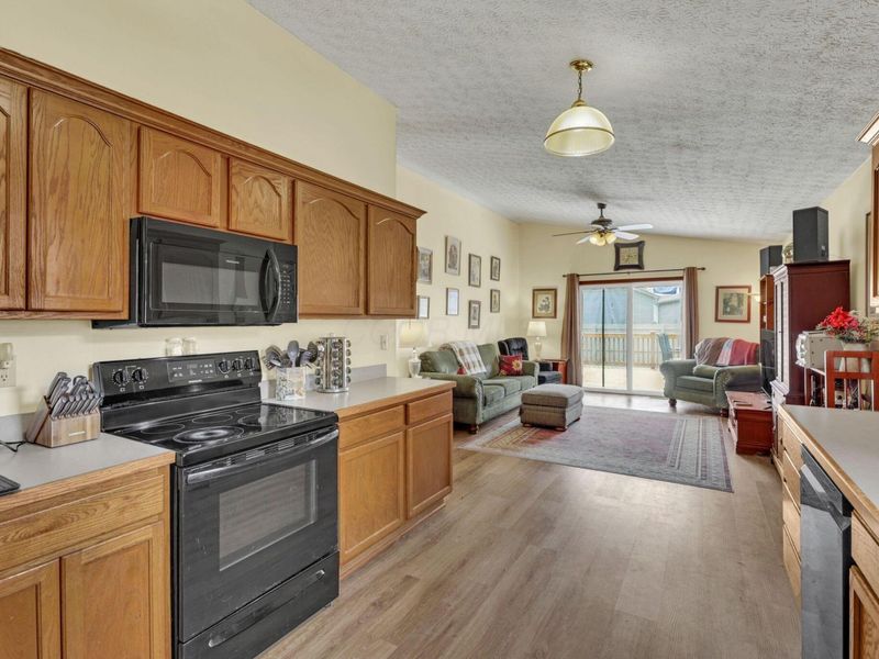 471 Danbury Drive , Lancaster, OH 43130 Photo 16