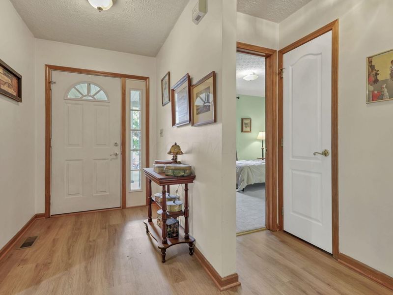471 Danbury Drive , Lancaster, OH 43130 Photo 4