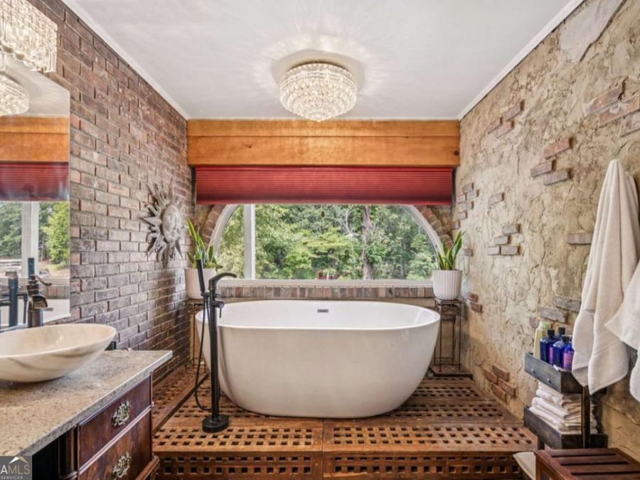 Property Image 38
