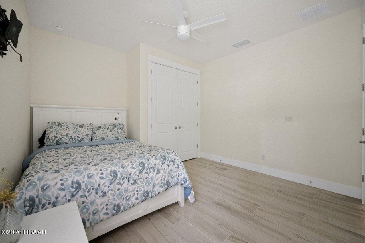590 W Lake Winnemissett Drive, Deland, FL 32724 Photo