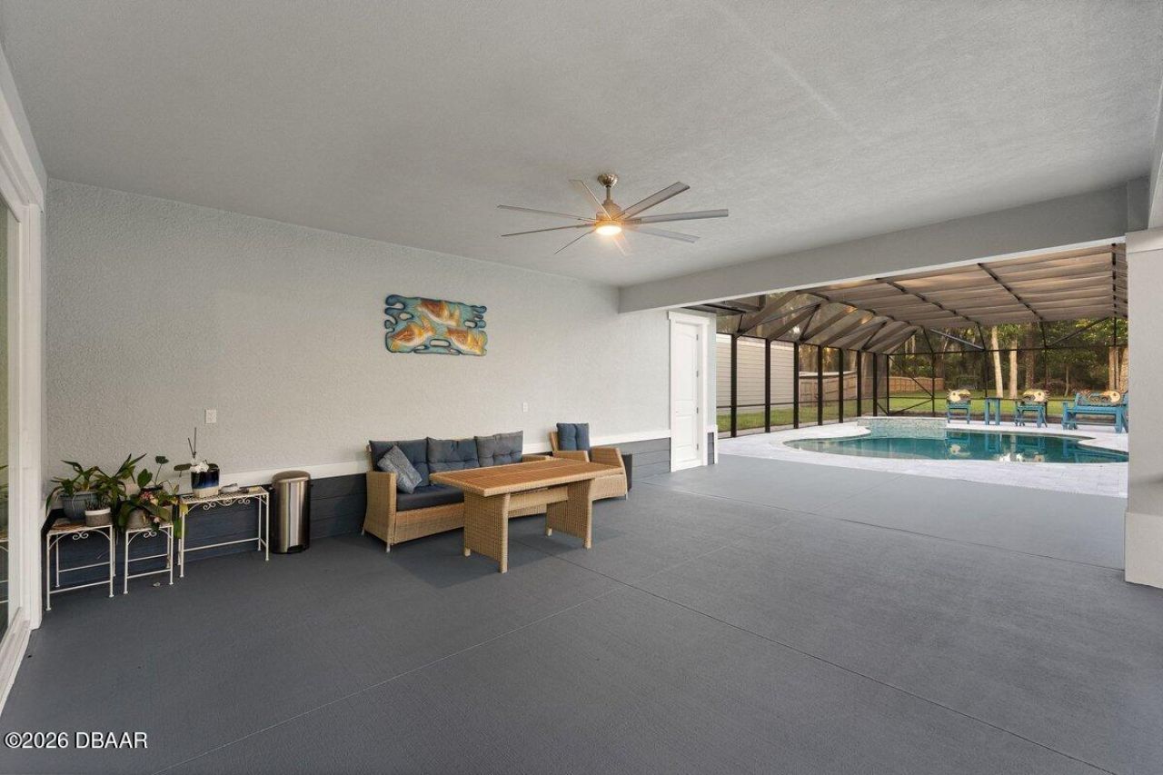 590 W Lake Winnemissett Drive, Deland, FL 32724 Photo