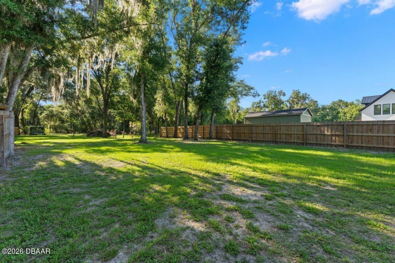 590 W Lake Winnemissett Drive, Deland, FL 32724 Photo