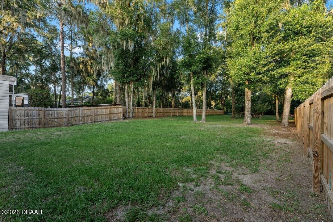 590 W Lake Winnemissett Drive, Deland, FL 32724 Photo