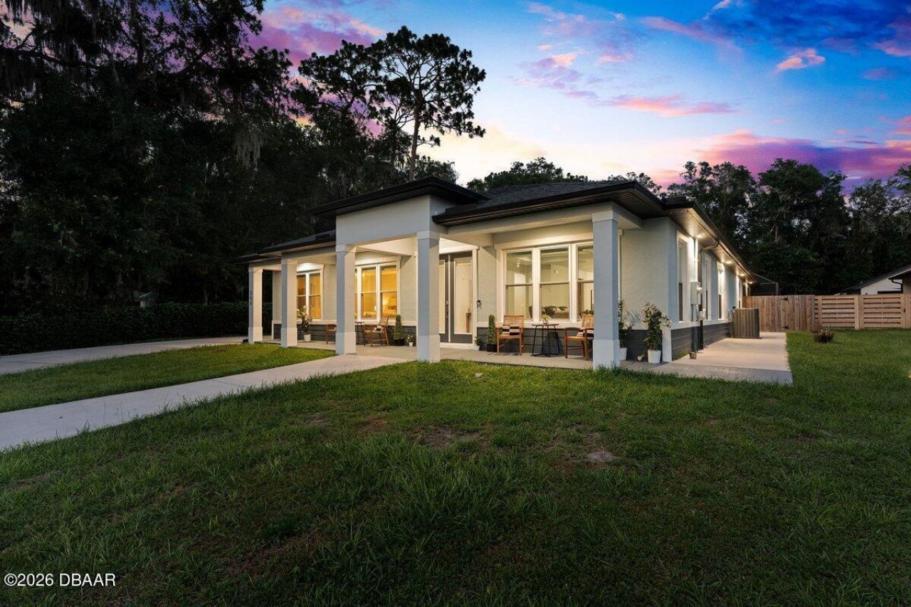 590 W Lake Winnemissett Drive, Deland, FL 32724 Photo