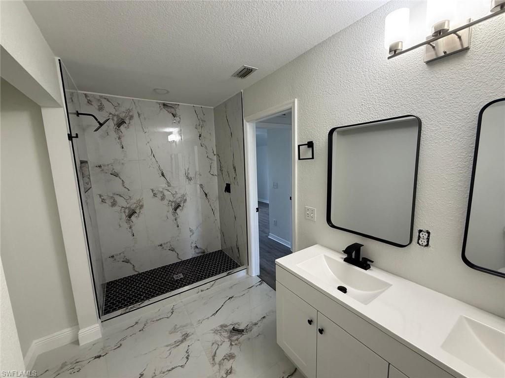 5248 Confederate Dr , Naples, FL 34113 Photo