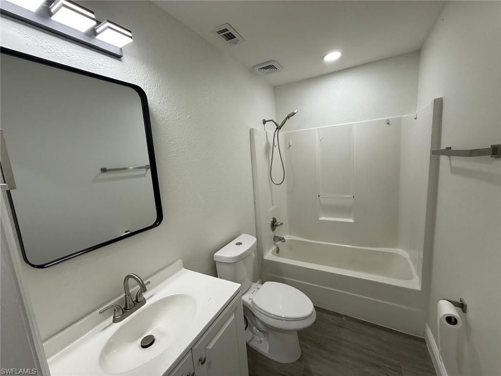 5248 Confederate Dr , Naples, FL 34113 Photo