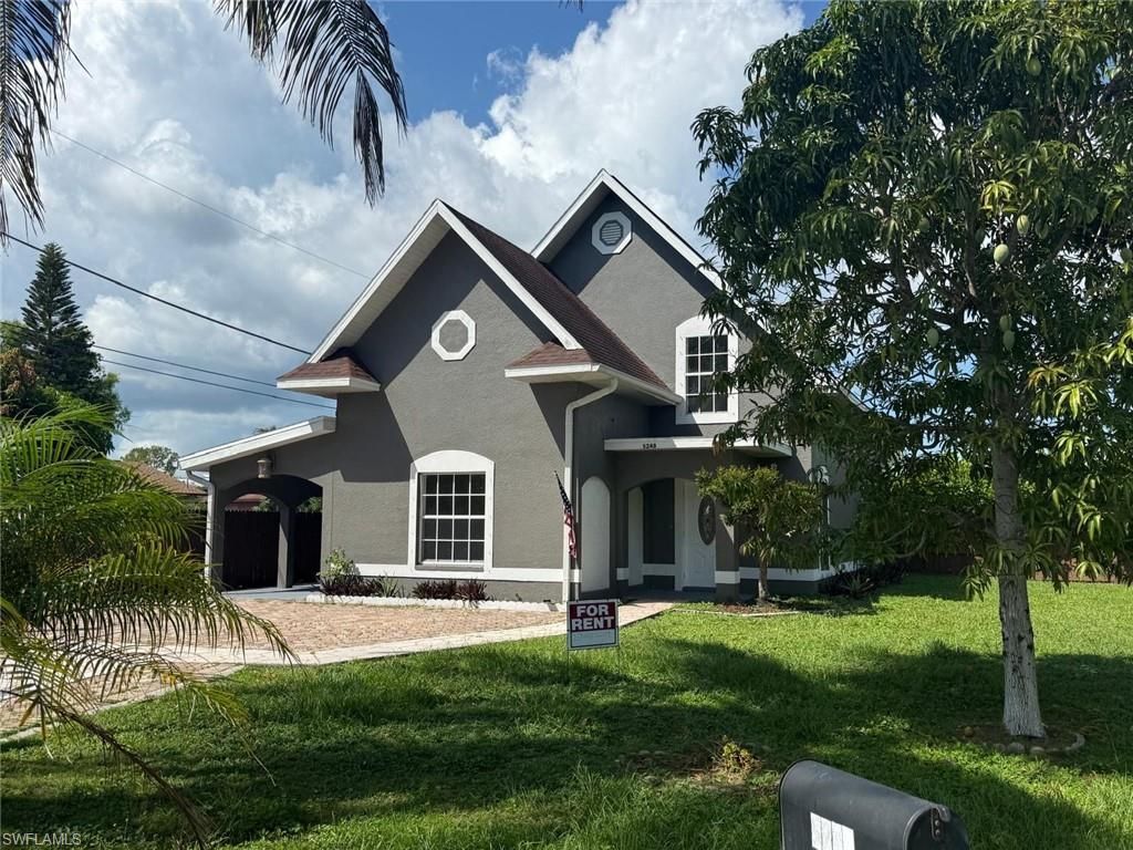 5248 Confederate Dr , Naples, FL 34113 Photo
