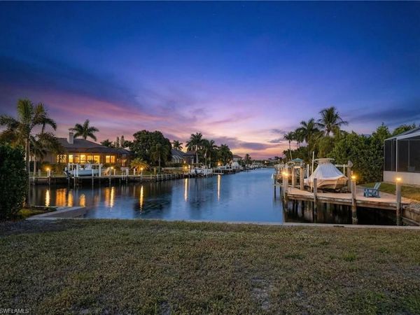 1540 Buccaneer CT , MARCO ISLAND, FL 34145