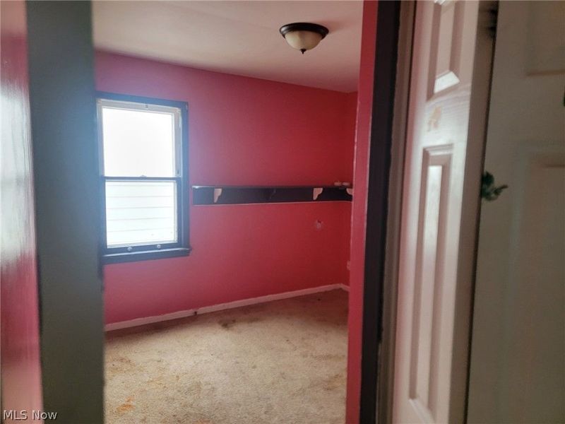18305 Knoll Drive, Maple Heights, OH 44137 Photo 9