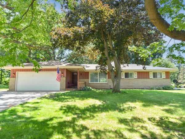 6401 W Edgerton AVENUE, Greendale, WI 53129