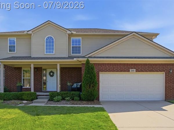 2114 Pinebrook Meadow Court, Marion Twp, MI 48843