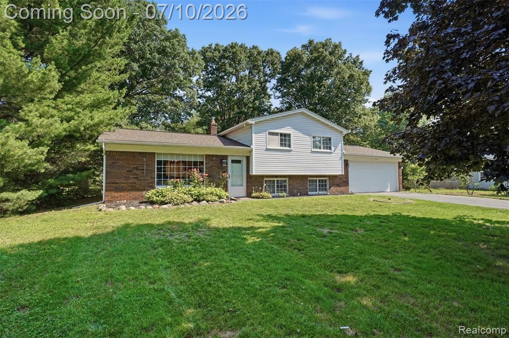 7208 Banks, Waterford Township, MI 48327 Main Photo