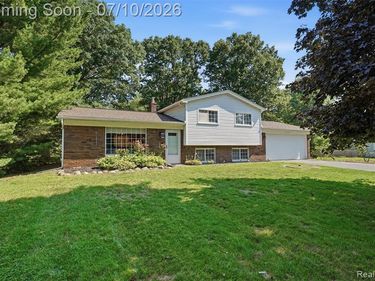 7208 Banks, Waterford Twp, MI 48327