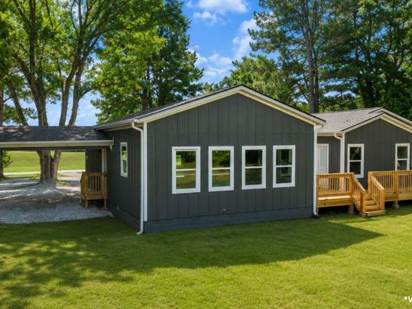 1523 S Roberts Road , Fayetteville, AR 72701