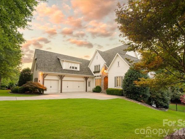 16728 Ashton Oaks Drive, Charlotte, NC 28278