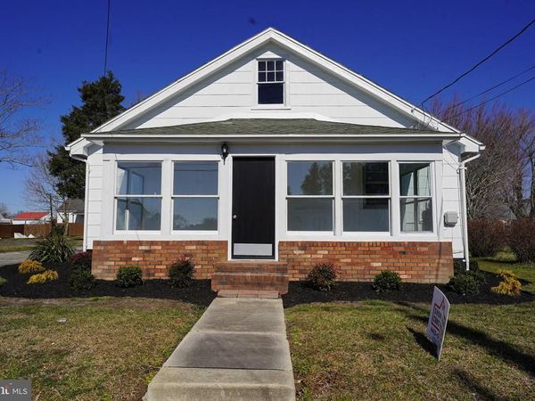 221 BRANCH STREET, BERLIN, MD 21811