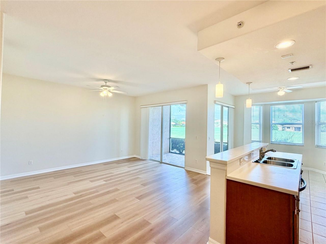 819 Fairwaycove Lane , Unit 102, Bradenton, FL 34212 Photo