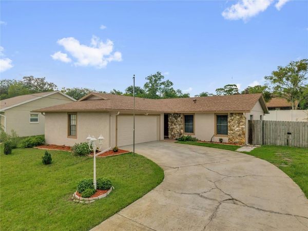 46 LANTANA DRIVE , DEBARY, FL 32713
