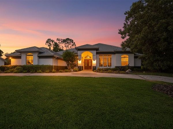 30218 FAIRWAY DRIVE , WESLEY CHAPEL, FL 33543