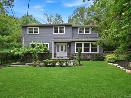 135 Oakwood Road Port Jefferson, NY 11777