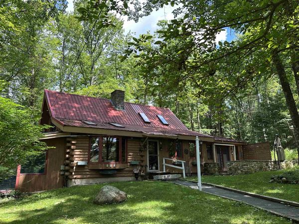 220 Monadnock Street, Troy, NH 03465