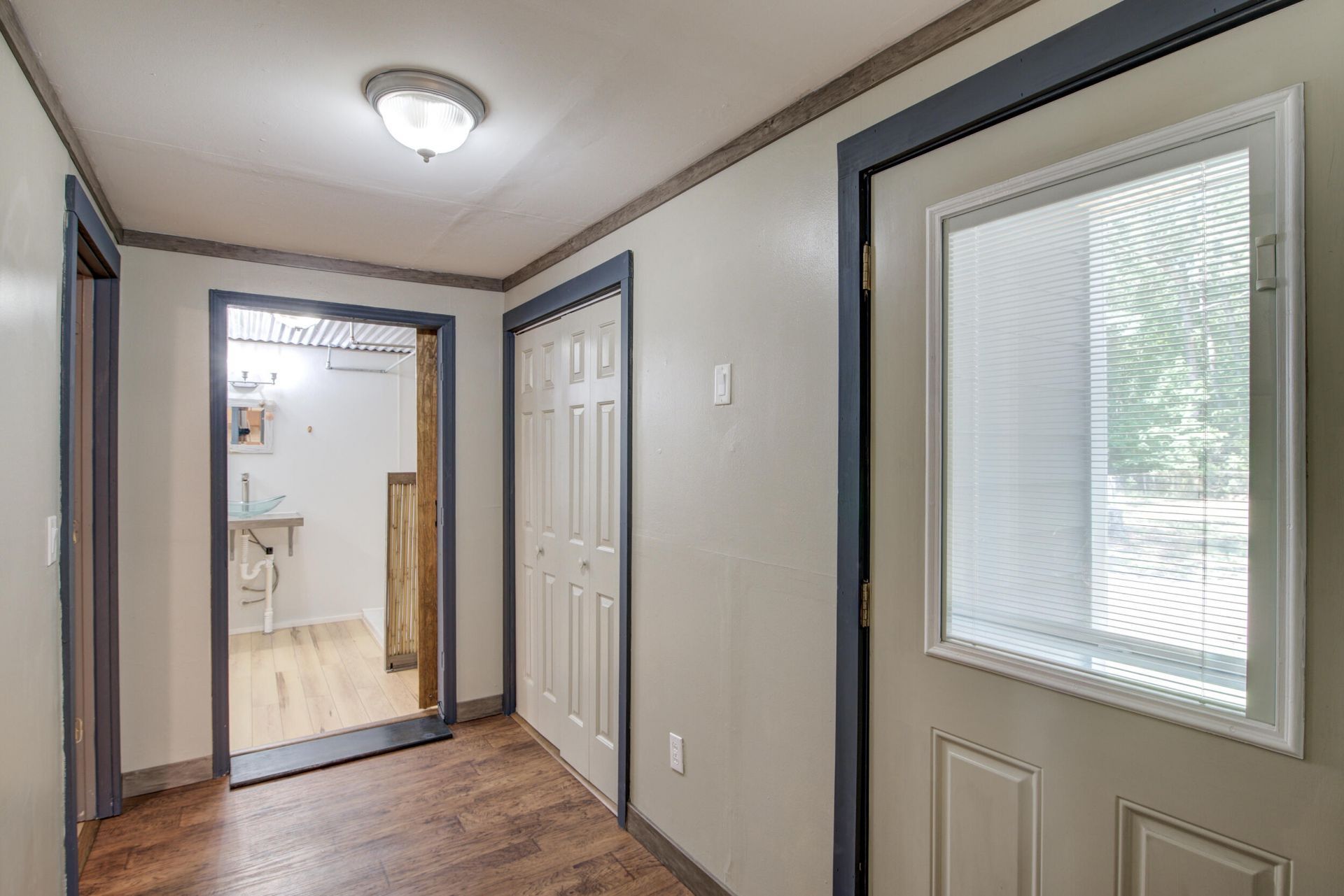 928 Leonard Drive Photo 17