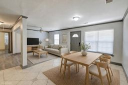 928 Leonard Drive photo 4