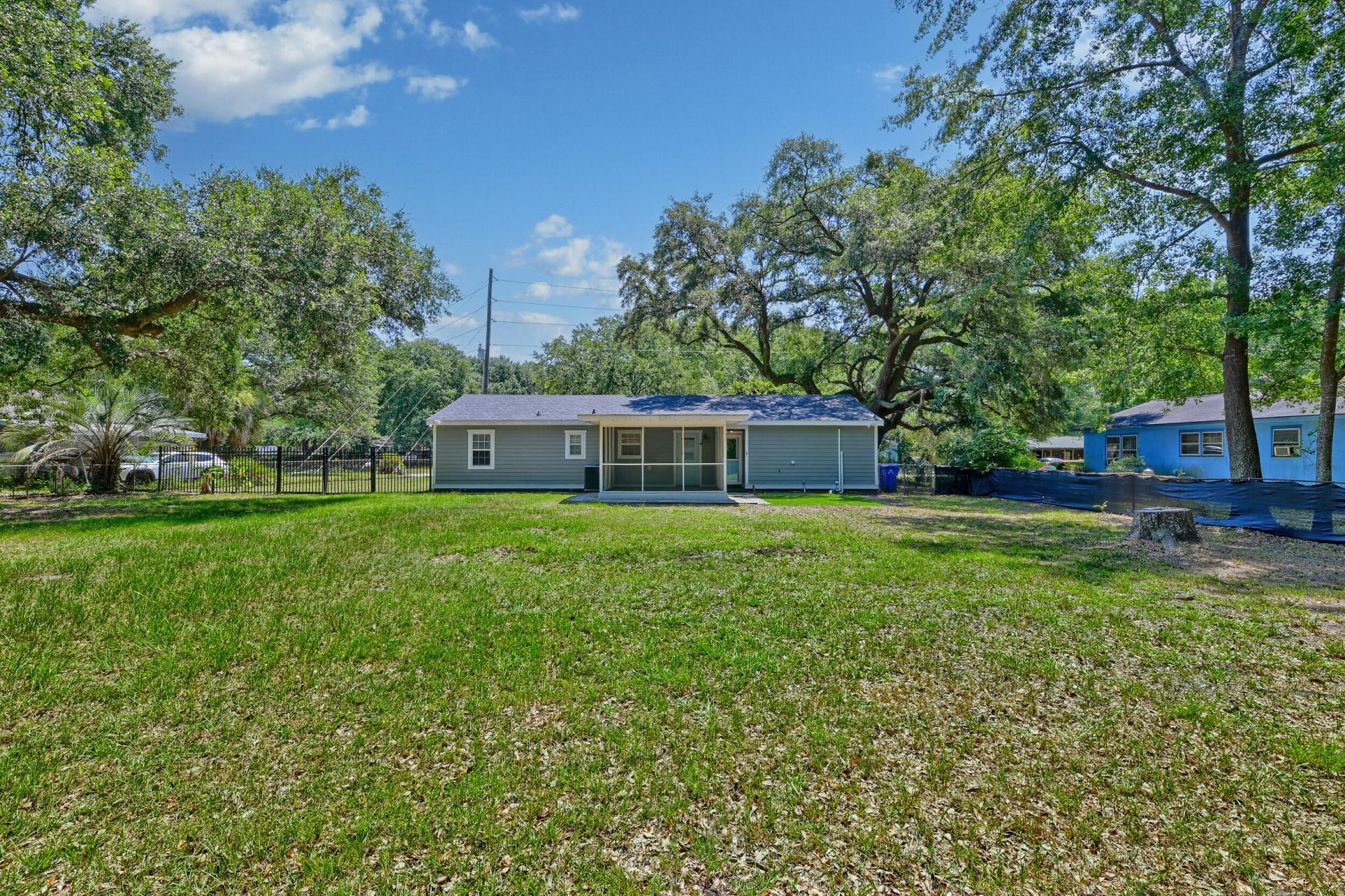 928 Leonard Drive Photo 26