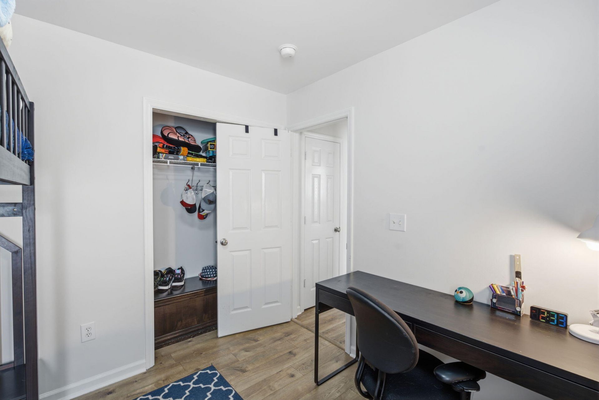 1572 Wellesley Circle Photo 19