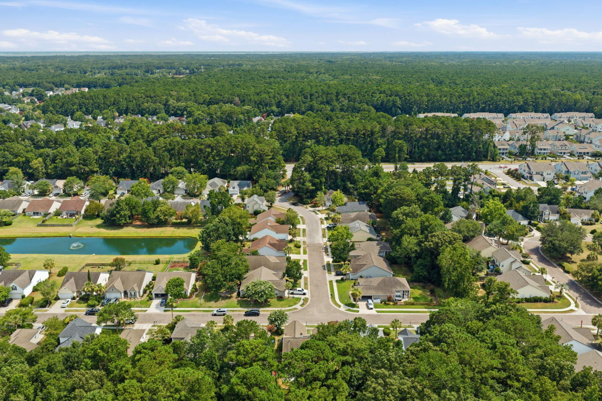 1572 Wellesley Circle Photo 44