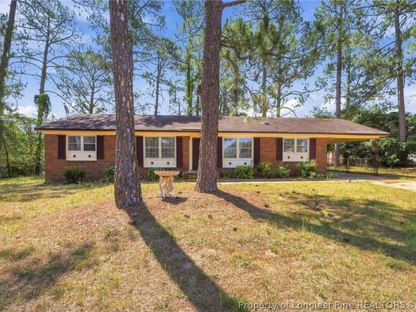 5805 Cold Harbor Court, Fayetteville, NC 28304