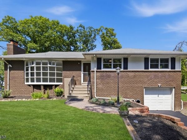 564 Morsetown Rd, West Milford, NJ 07480