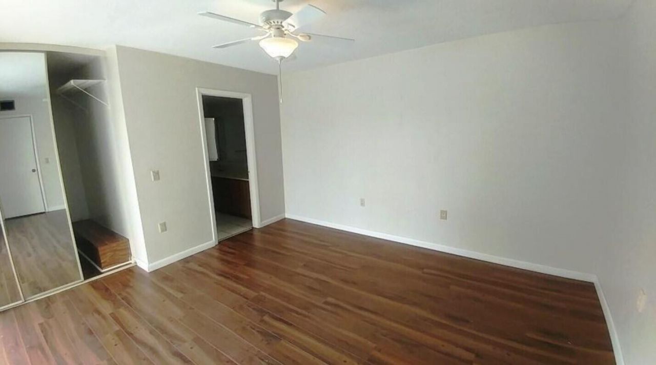221 2nd Way, West Palm Beach, FL 33407 Photo