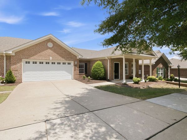 215 Wrennewood Ln , Franklin, TN 37064