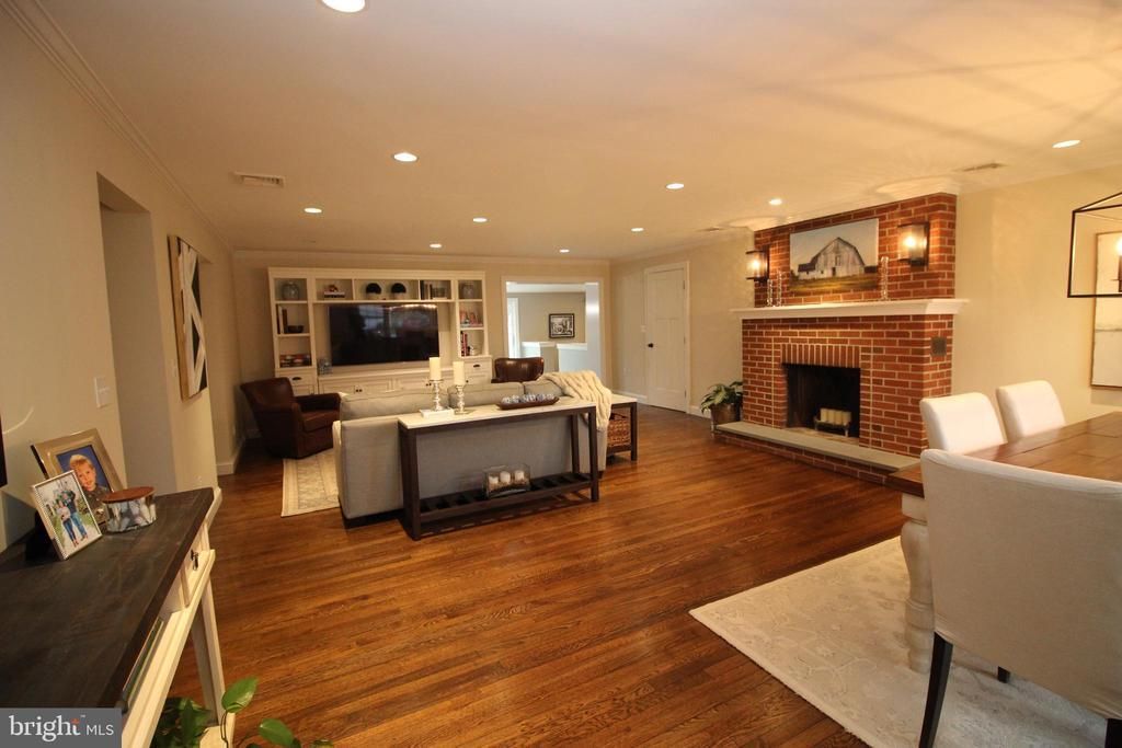 335 FREED ROAD, HARLEYSVILLE, PA 19438