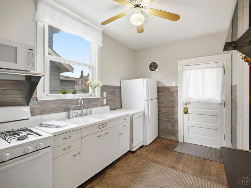 4222 Zetta Avenue, Saint Bernard, OH 45217 Photo 9