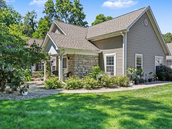 468 Ashton Lake Drive, Battle Creek, MI 49015