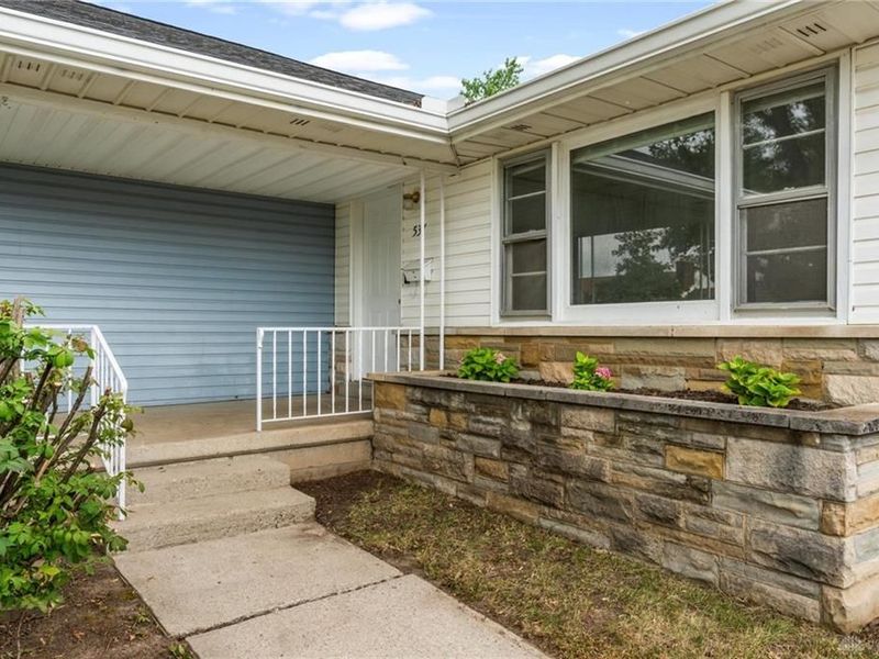 537 Lewis Drive, Fairborn, OH 45324 Photo 4